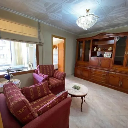 Amazing Flat Near The Beach * Gandie