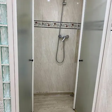 Amazing Flat Near The Beach